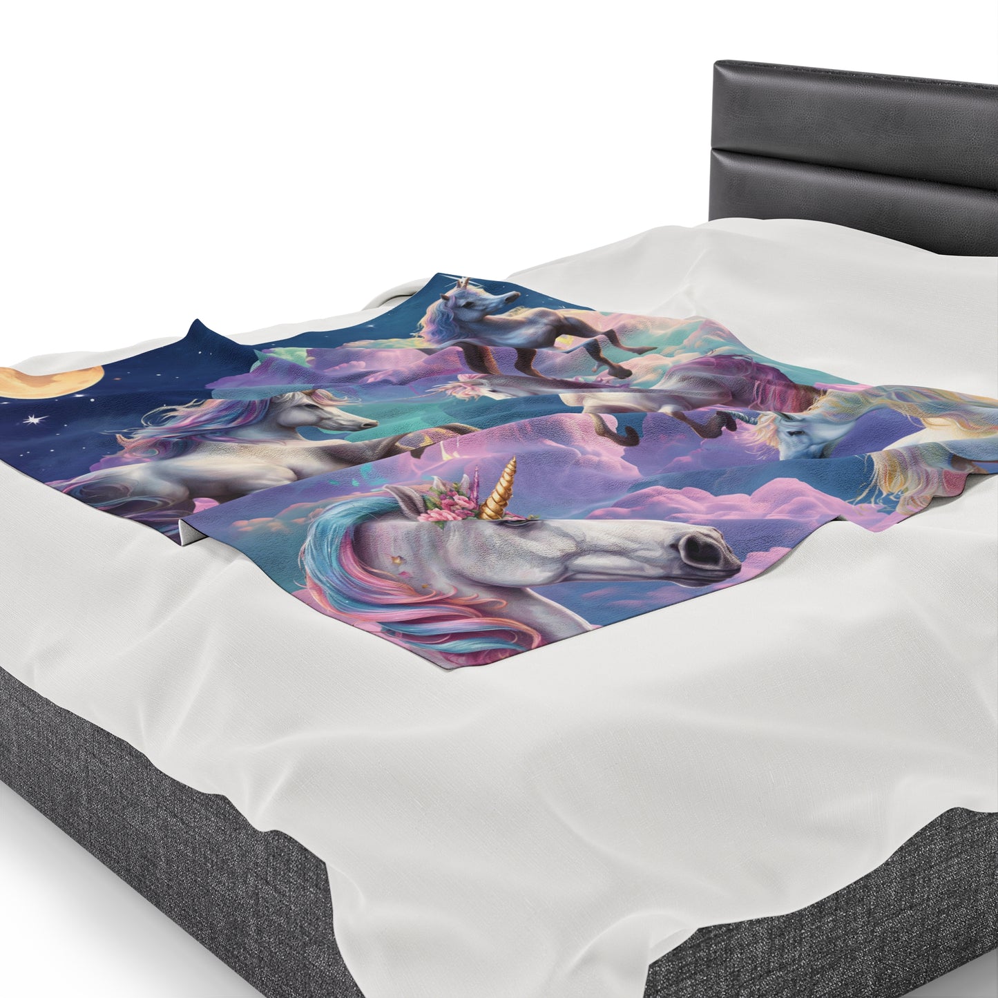 Dreamy Unicorn Velveteen Plush Blanket – Perfect for Kids' Rooms & Cozy Nights